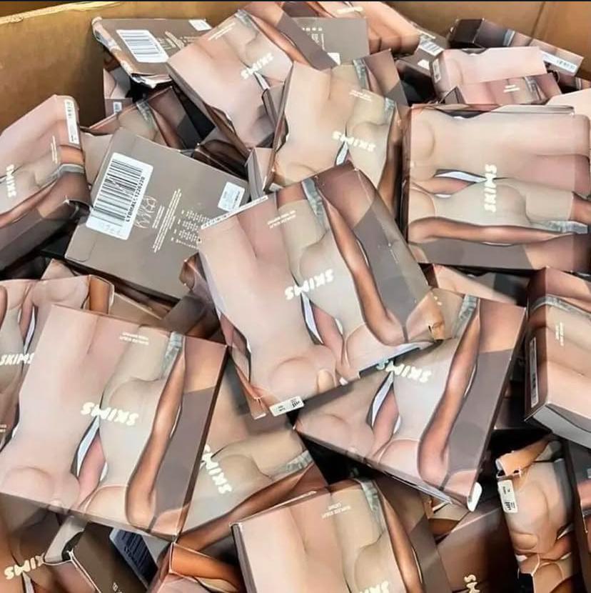 WHOLESALE SKIMS LIQUIDATION PALLET - Image 5