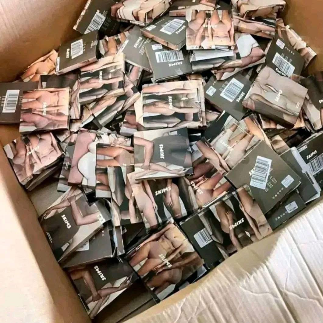 WHOLESALE SKIMS LIQUIDATION PALLET - Image 2